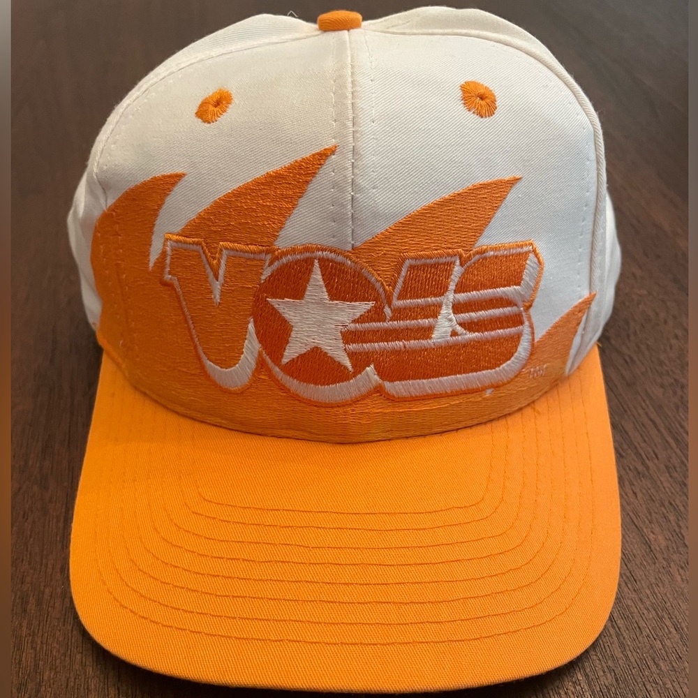 Rare 90’s Vintage Tennessee Volunteers Sharktooth Snapback Hat